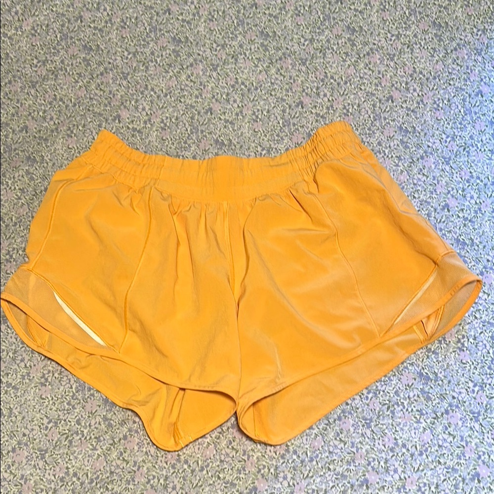 Lululemon Athletica Orange Athletic Shorts Lightweight Moisture-Wicking